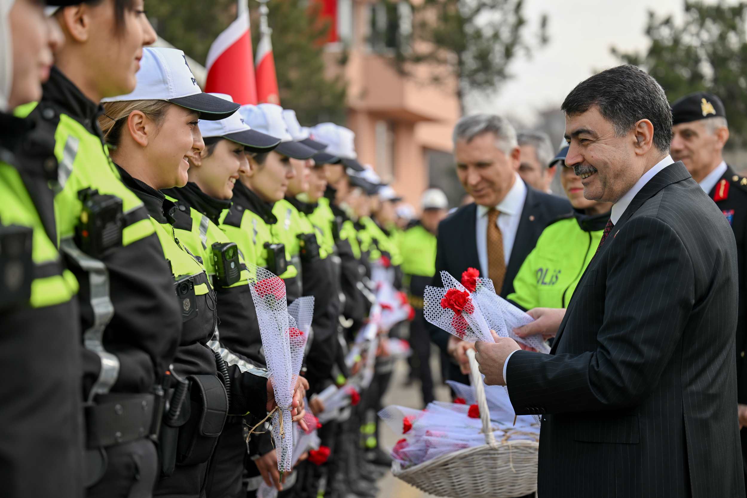 A A 20240308 33926995 33926982 A N K A R A V A L I S I S A H I N M O T O R I Z E E K I P L E R I N G O R E V E B A S L A M A T O R E N I N D E K O N U S T U