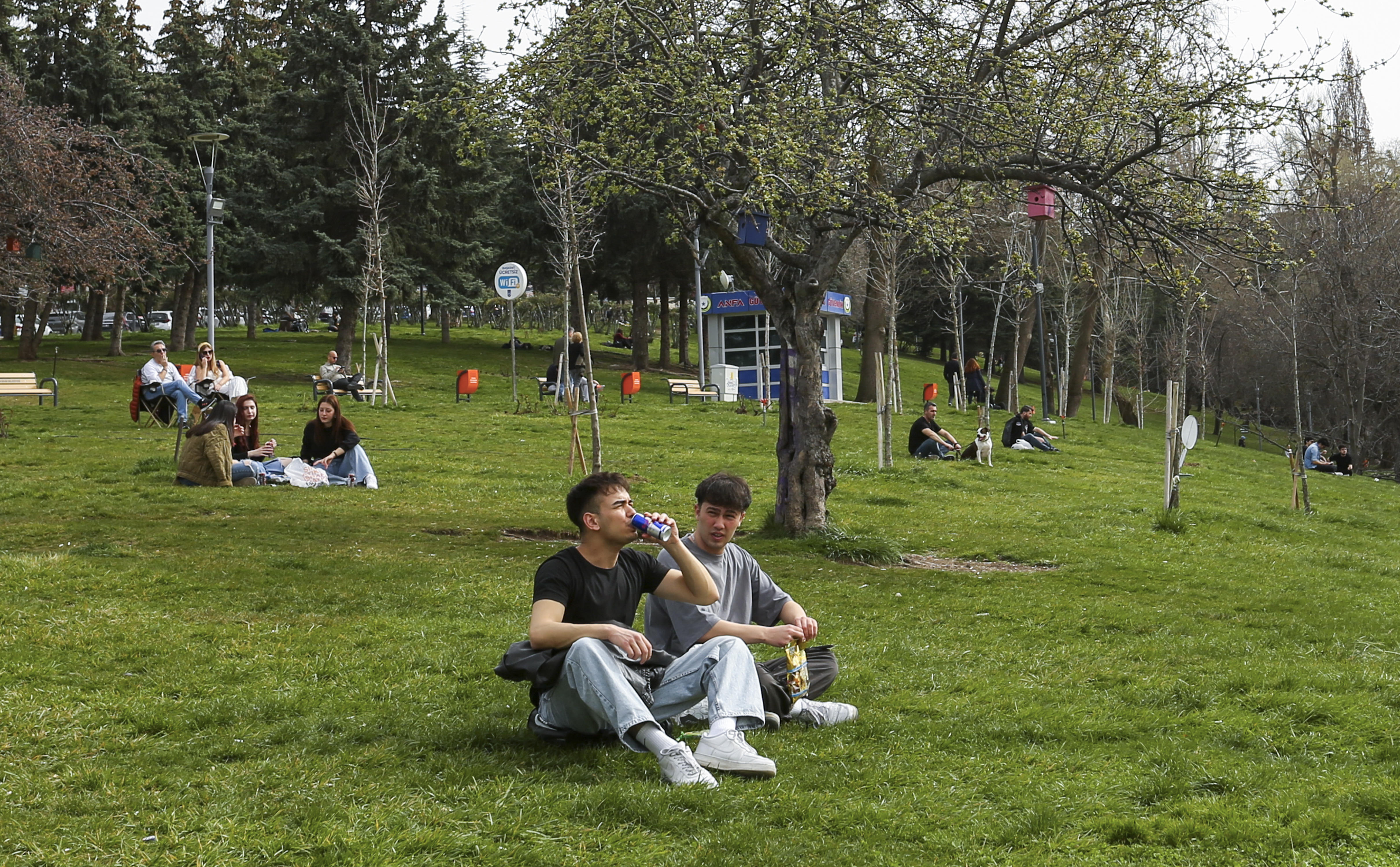 Başkentli Sıcak Havanın Tadını Parklarda Çıkardı 10