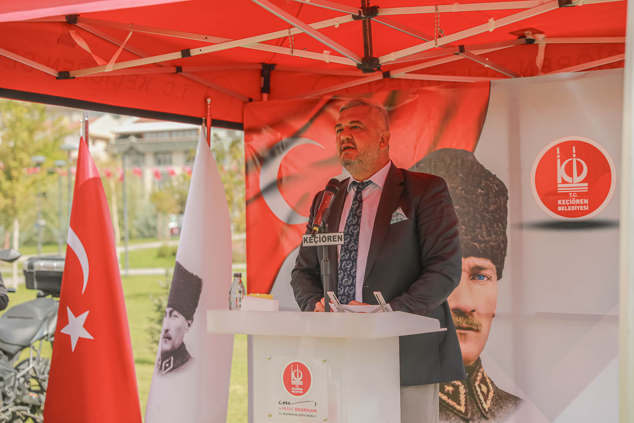 Keçi̇ören Beledi̇ye Başkan Yardimcisi Dr. Ati̇la Zorlu