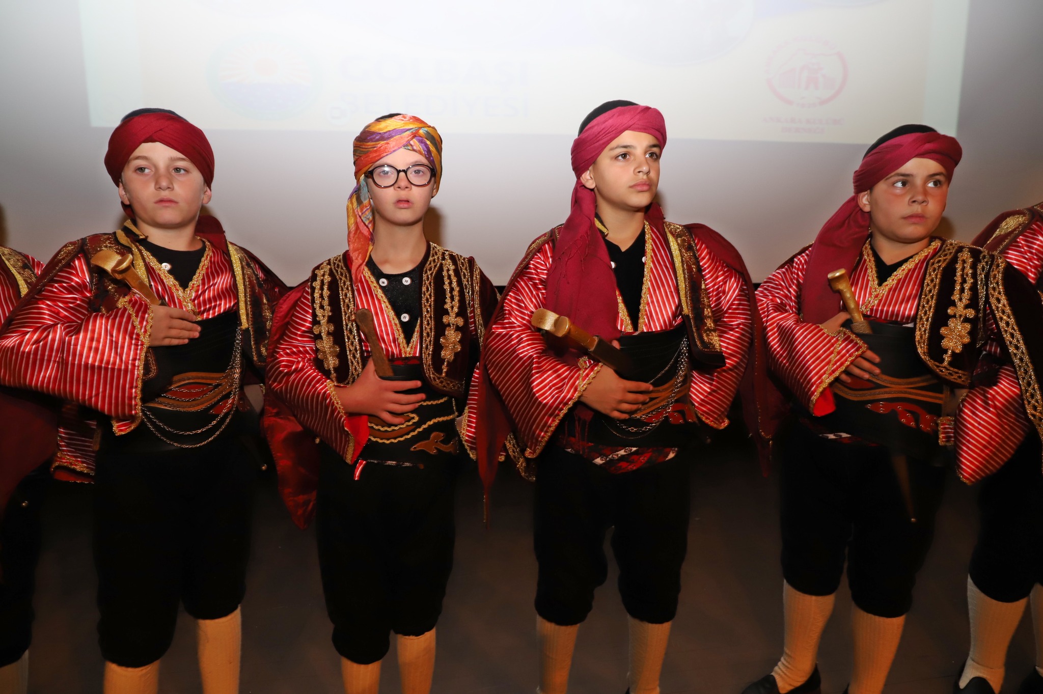 Seymen Gösteri̇leri̇nde (3)