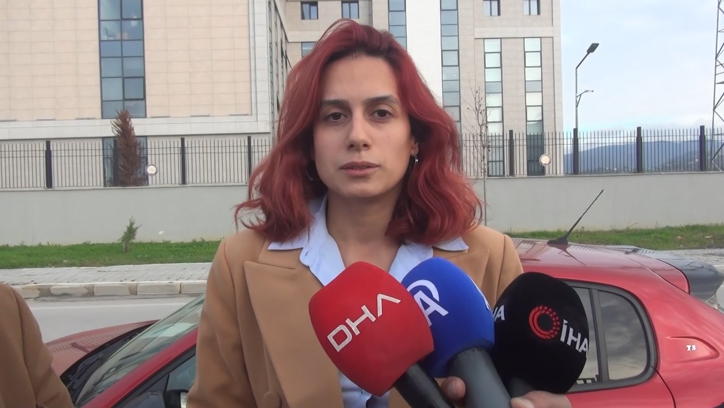 G O Z A L T I N A A L I N A N G U L L U N U N K I Z I I L E 3 K I 1057022 313685