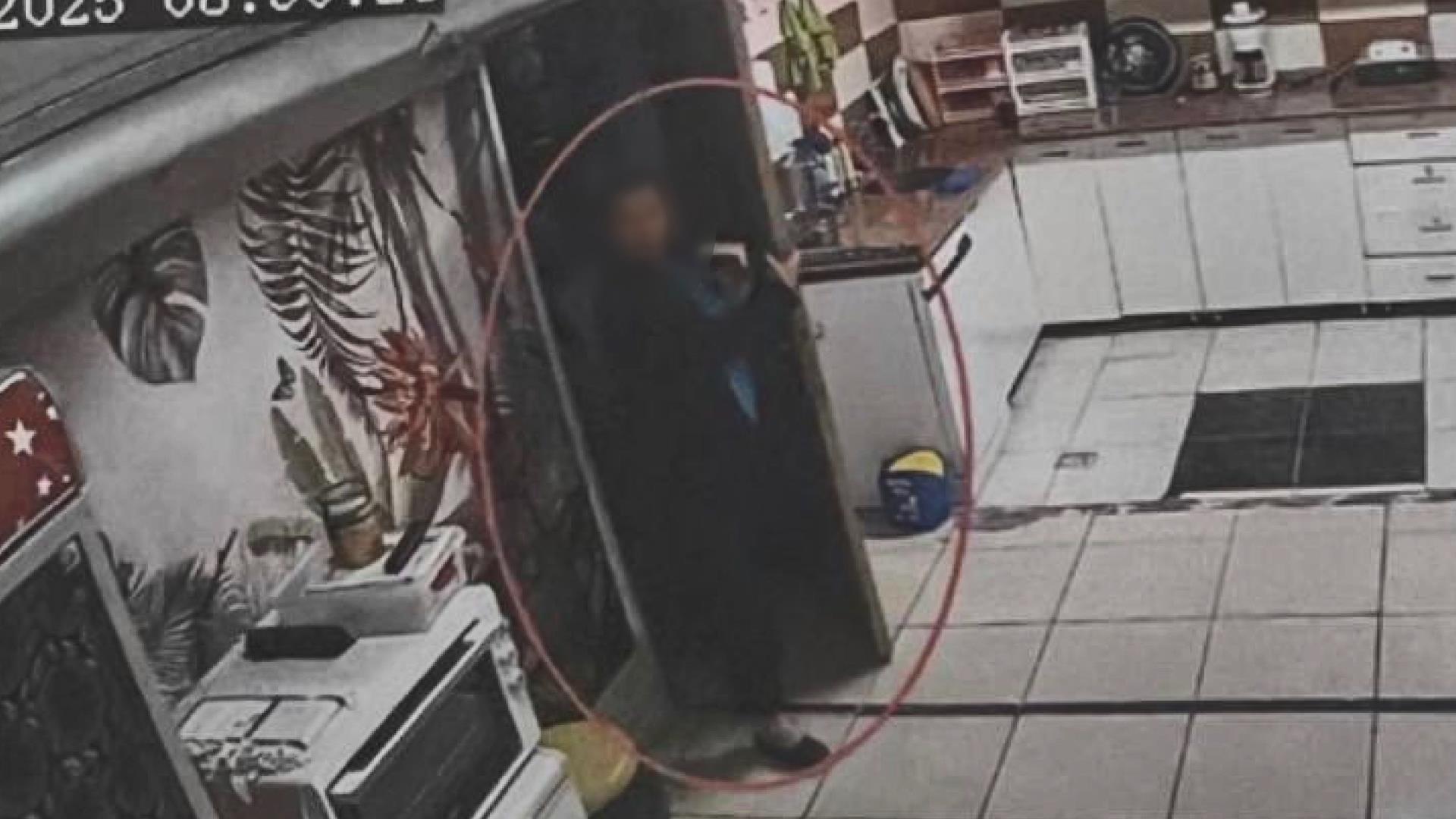 I S T A N B U L A R N A V U T K O Y’ D E O K U L M U D U R U N U N 1058599 314101