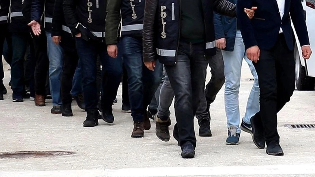 Ankara'da uyuşturucu ve fuhuş operasyonu: 21 gözaltı kararı