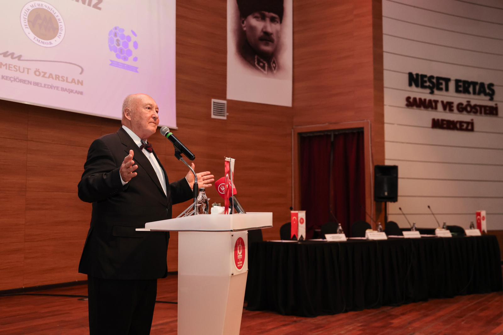 Jeofizik Yüksek Mühendisi Prof. Dr. Övgün Ahmet Ercan