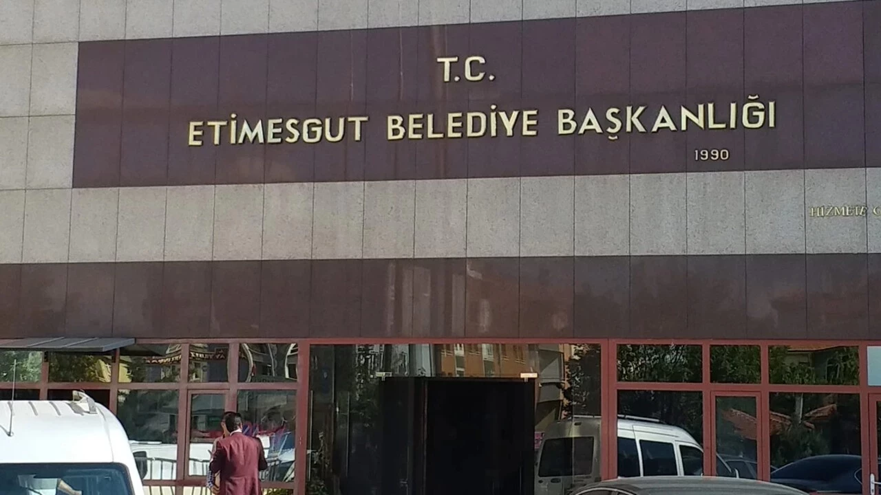 Etimesgut Belediyesinde Zimmet Sorusturmasi 4 Supheli Gozaltinda 07K6 Cover
