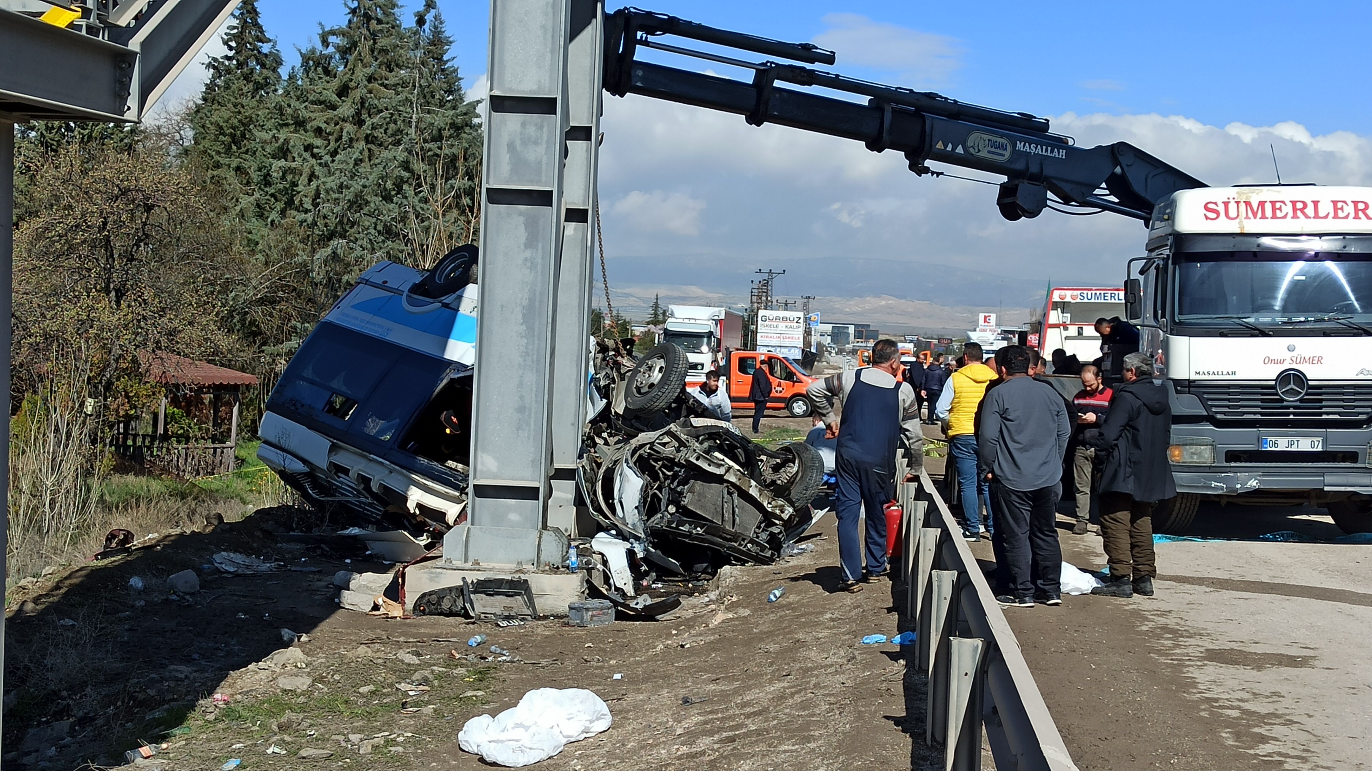 A A 20260404 41009348 41009346 K A H R A M A N K A Z A N D A O Z E L H A L K O T O B U S U U S T G E C I D I N A Y A G I N A C A R P T I 5 K I S I O L D U 14 K I S I Y A R A L A N D I