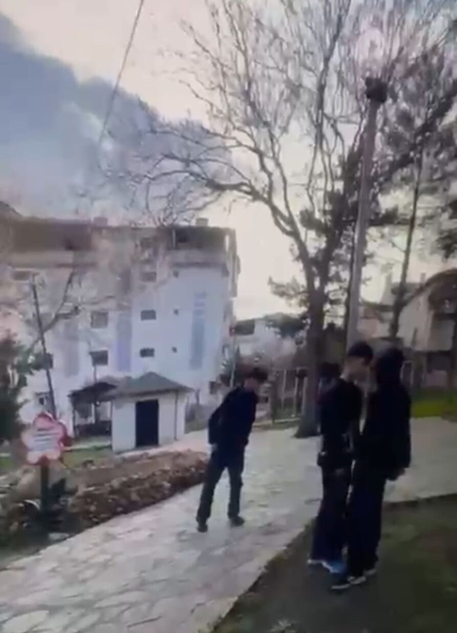 A K R A N I T A R A F I N D A N B I C A K L A N A N L I S E L I E M I R 1261889 375491