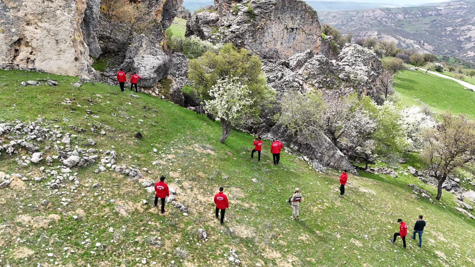 G U L I S T A N D O K U N U N C A N S I Z B E D E N I N E U L A S M A 1277489 380179