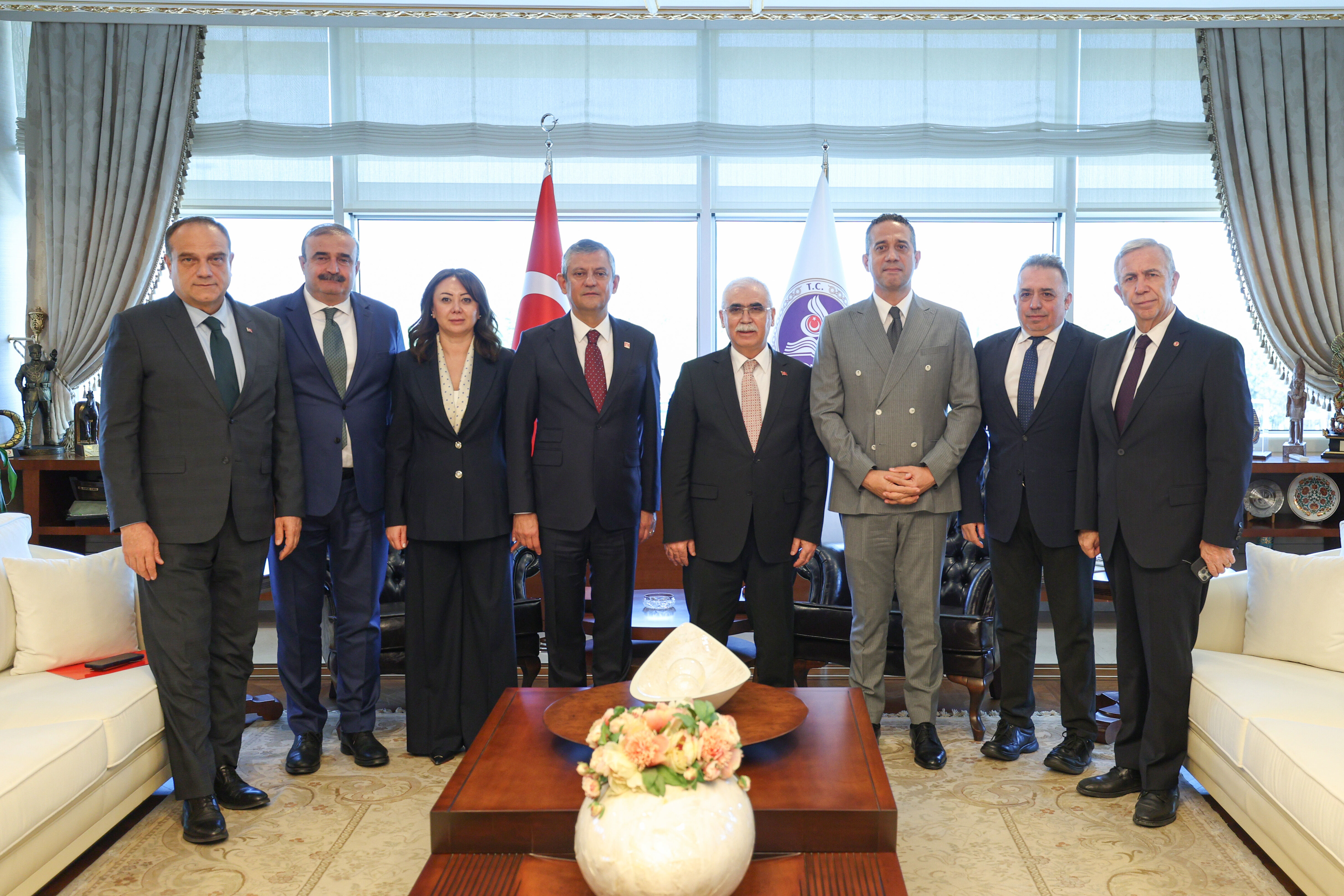 O Z G U R O Z E L E R D O G A N K E N D I S I N E Y A P I L A N M 1284870 382294