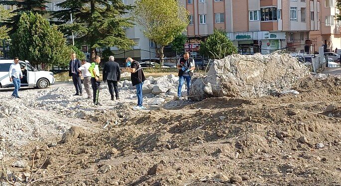 Çorum’da okul binasının yıkımı sırasında kafatası ve kemik parçaları bulundu