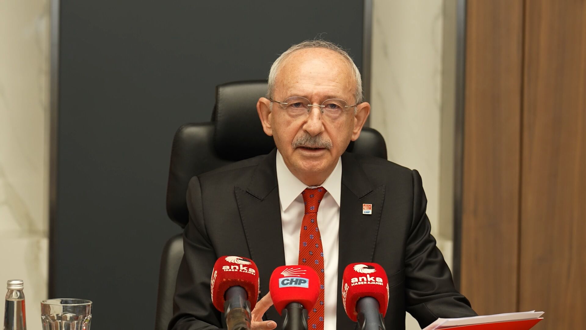 Kılıçdaroğlu, 'Ekonomi Masası' toplantısına başkanlık etti