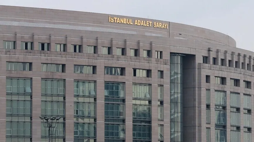 İstanbul merkezli "usulsüz vatandaşlık" operasyonunda yakalanan 52 şüpheliye tutuklama talebi