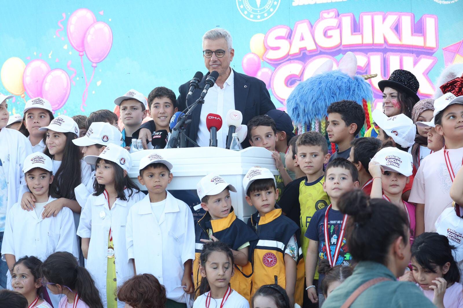 Memişoğlu’ndan çocuklara çağrı: Sağlık elçisi olacaksınız