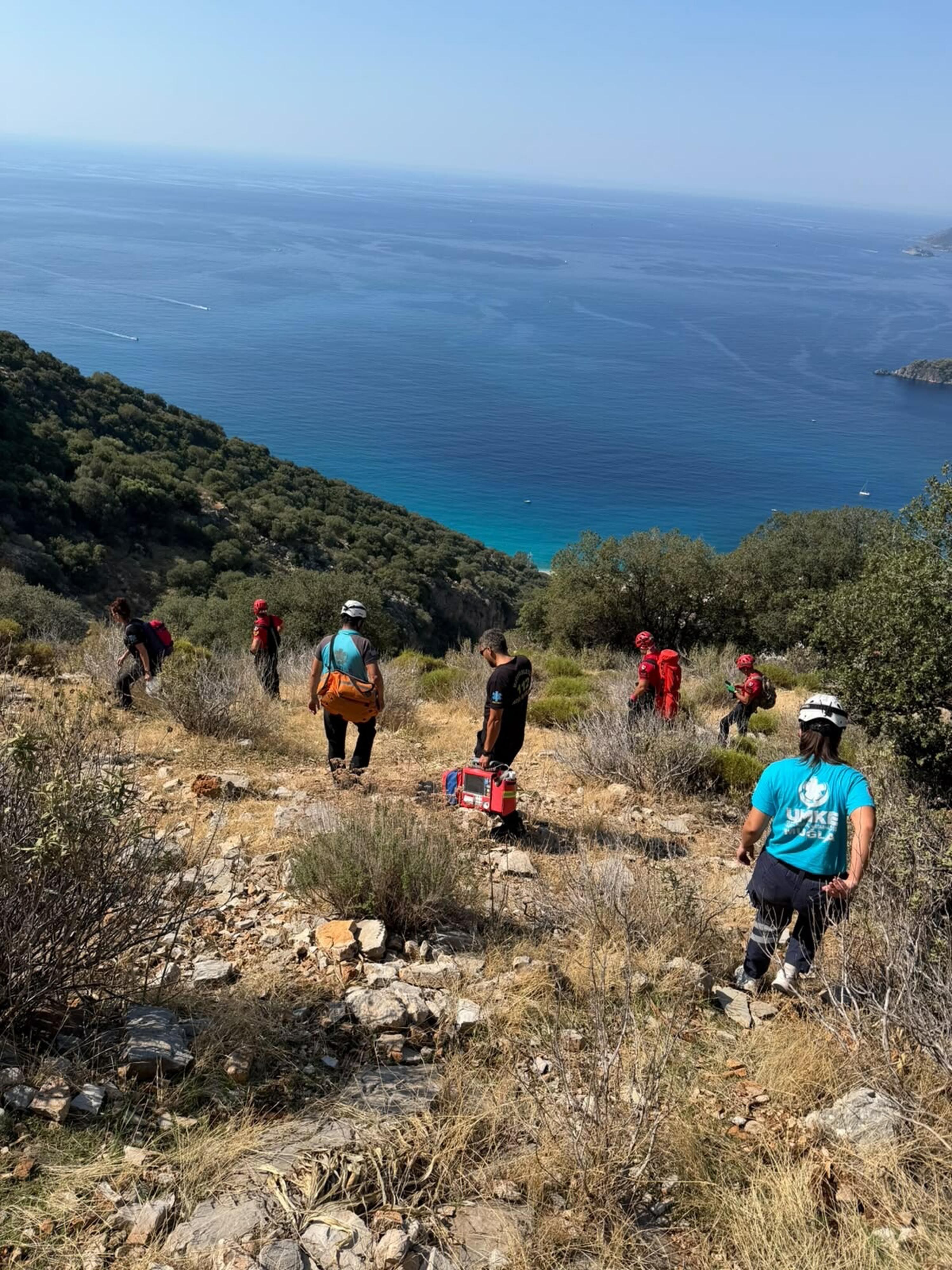 Yamaç paraşütü yaparken düşen Rus turist öldü