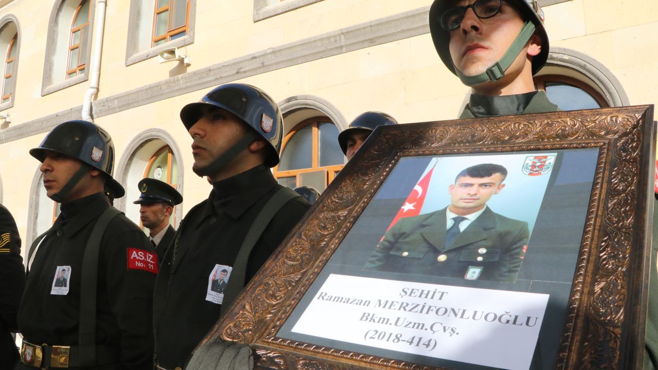 Şehit Merzifonluoğlu'nun cenazesi memleketi Çankırı'da toprağa verildi