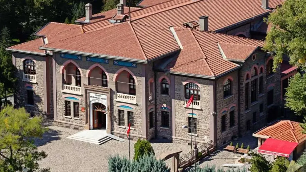 Cumhuriyet Müzesi'ne 100. yılda rekor ziyaret