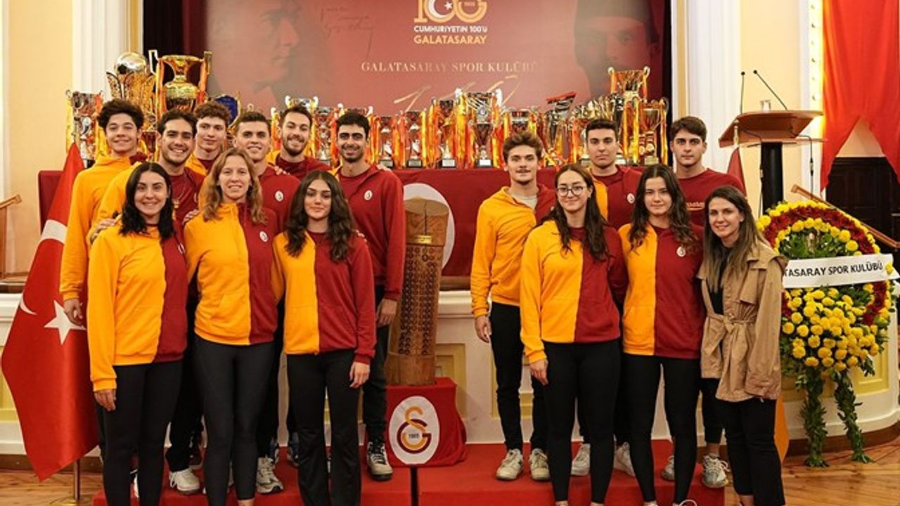 Galatasaray'da 118'inci yıl kutlamaları gerçekleştirildi