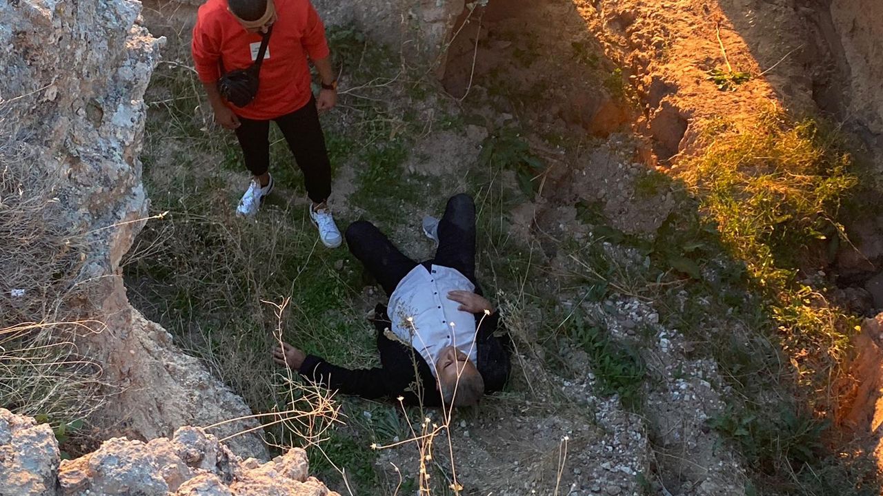 Kapadokya'da fotoğraf çekilirken 6 metrelik kayalıktan düştü