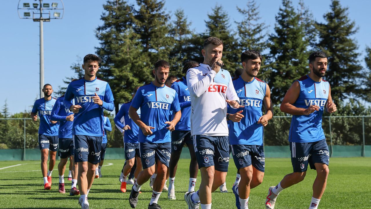 Trabzonspor, Alanyaspor’a çift idmanla hazırlanıyor