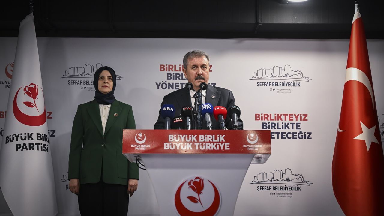 Destici: Hedefimiz Türkiye'yi Büyük Birlik belediyecilik anlayışıyla tanıştırmak