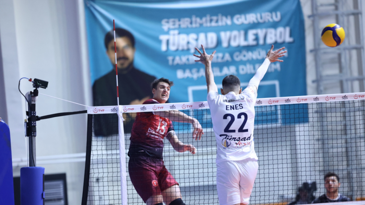 Ziraat Bankkart ilk devreyi lider tamamladı