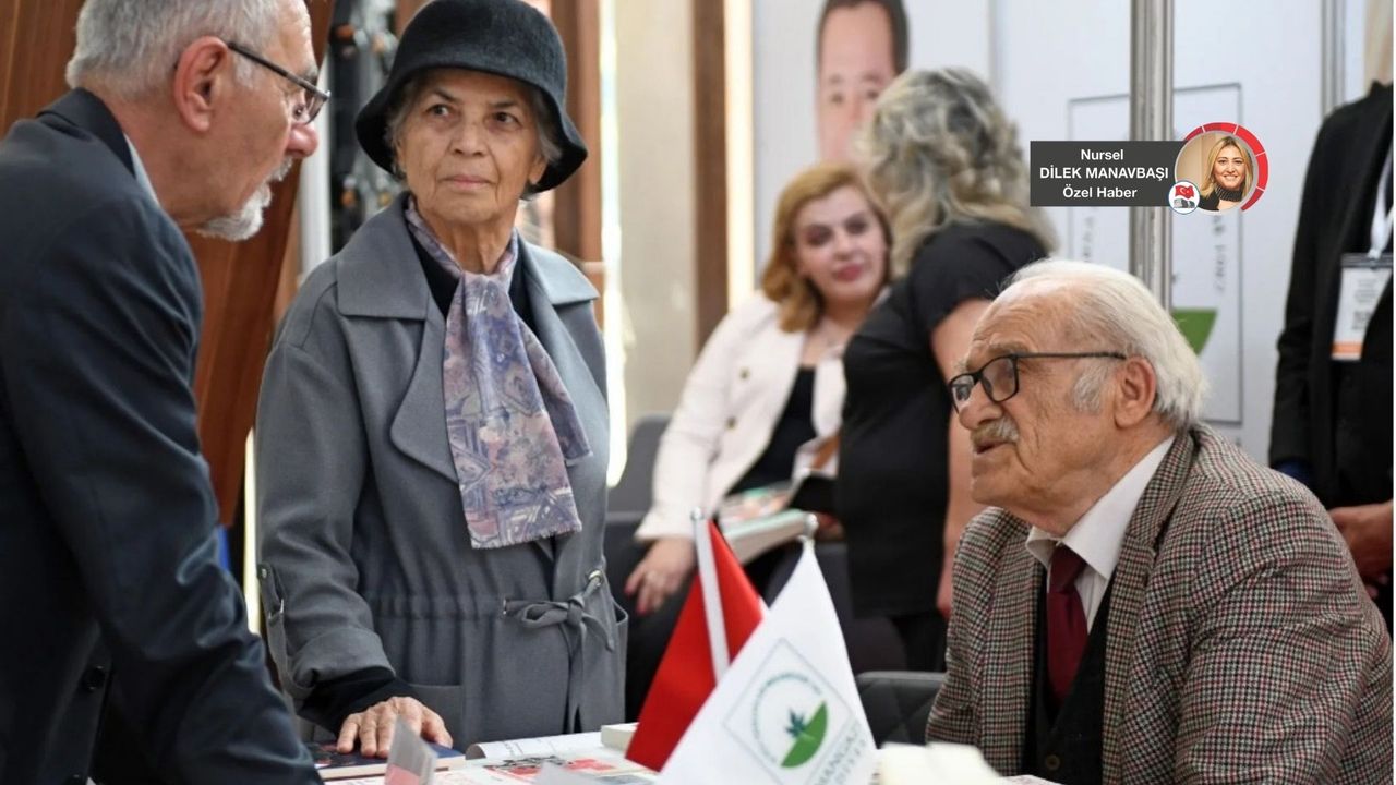 Zeki Sarıhan'dan yeni gezi yazıları kitabı: "Gezen Tilki Yatan Aslan"