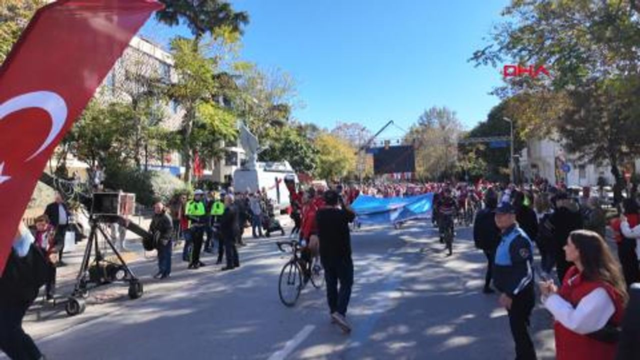 Bağdat Caddesi'nde Cumhuriyet Bayramı kutlamaları