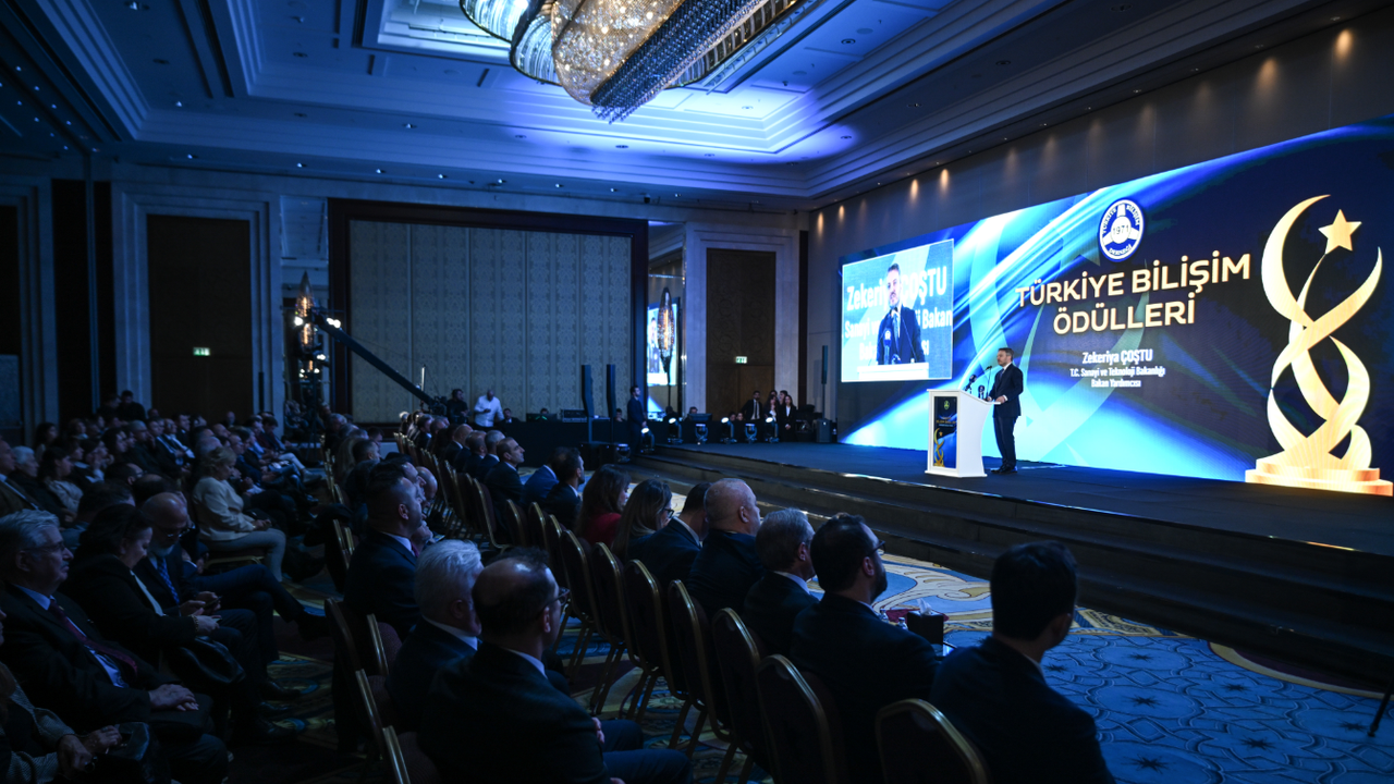Türkiye Bilişim Ödülleri sahiplerini buldu