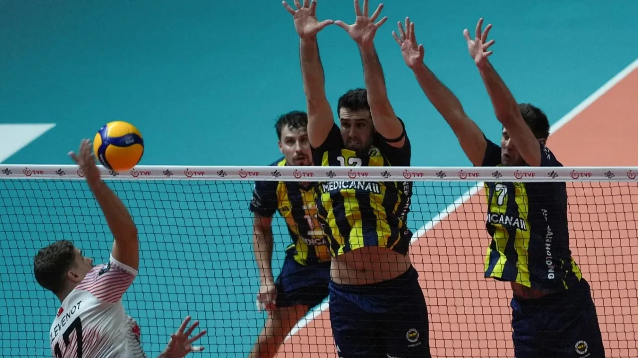 Ziraat Bankkart lige galibiyetle başladı