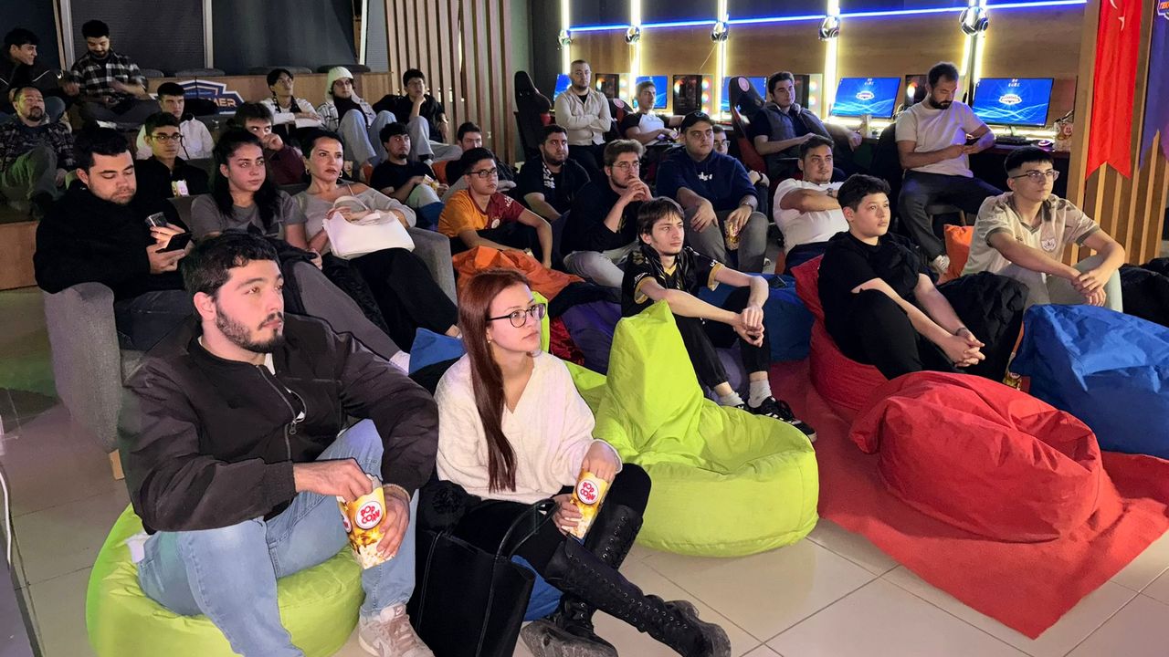 ESPOR tutkunları Keçiören’de unutulmaz final heyecanı yaşadı