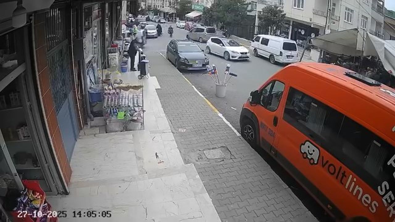 Takip ettiği aracın önünü kesti; otomobilden indirdiği kadını darbetti