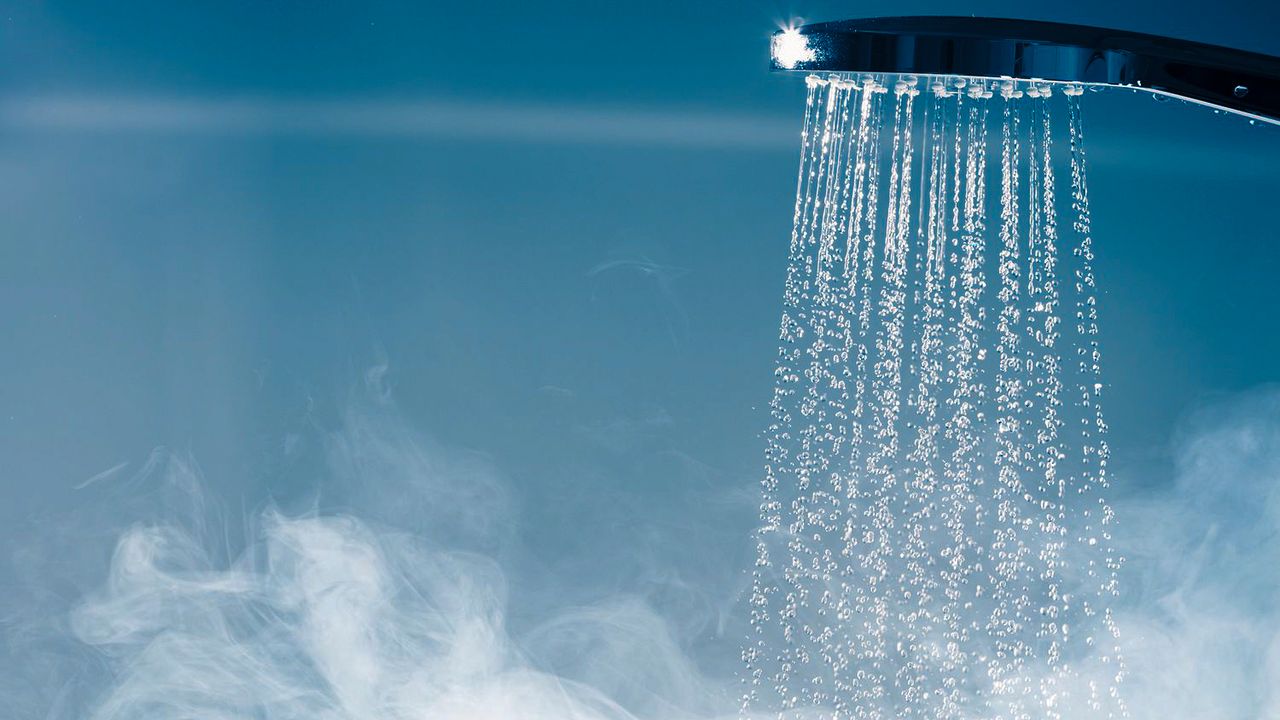 Sıcak duş cilde zarar verebiliyor