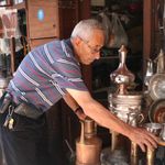 58 yıllık kalay ustası mesleğini yaşatmaya çalışıyor