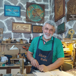 "Ahşap Baba" ahşabı değil, hikâyeleri işliyor