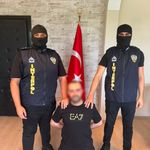 Kırmızı bültenle aranan 2 organize suç örgütü elebaşı Türkiye'ye iade edildi