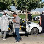 Kırmızı ışıkta bekleyen otomobildekilere saldırı; 1 ölü, 2 yaralı