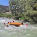 Rafting yarışında botları alabora olan sporcular zor anlar yaşadı