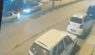 Otomobillerin çarpıştığı kaza kamerada