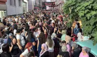 Tekirdağ’da şalvar gecesine yoğun ilgi; katılımcılar sokağa sığmadı