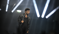 Tarkan, Koç Holding'in 100. yılı kapsamında Ankara'da konser verdi