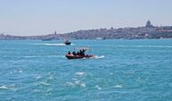 Üsküdar'da denizde görülen kişi için arama sürüyor