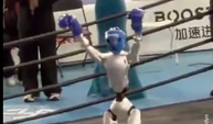 Robot ringde nakavt oldu, rakibi zafer dansı yaptı