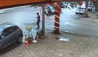 Otomobil ile çarpışan motosikletin sürücüsü ağır yaralandı