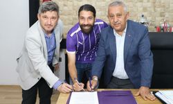 Olcay Şahan: Bir kaç sene daha futbol hayatıma devam etme kararı aldım