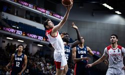 Bakan Bak, 19 Yaş Altı Erkek Basketbol Milli Takımı'nı tebrik etti