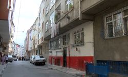 Esenler'de tartıştıkları eski arkadaşlarının evini kurşunladılar