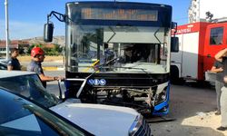 Elazığ’da şehir içi yolcu otobüsü 2 otomobile çarptı: 5 yaralı