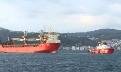 Karadeniz açıklarında arızalanan yük gemisi 11 saatte Ahırkapı'ya çekildi