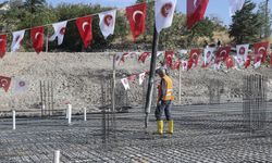 Keçiören Lavanta Bahçesi Kapalı Spor Salonu'nun temeli törenle atıldı