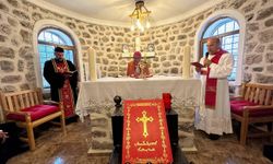 Terörden arındırılan Kato Dağı eteklerindeki köyde yeniden inşa edilen kilise, ibadete açıldı